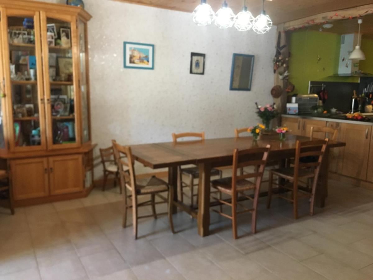 Plein Pied Village Montrond (Jura) Exterior foto